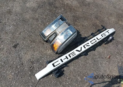 2021 Chevrolet Silverado 1500 4Wd Short Bed Custom из США, поврежденный, VIN 1GCPYBEK2MZ248068